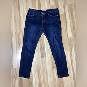 CAbi Skinny Dark Wash Jeans Size 10